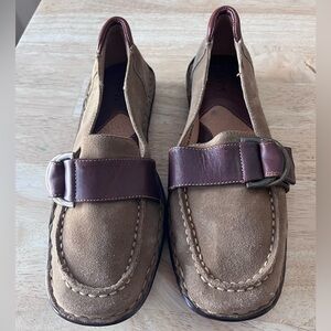 Womens Brown Leather Flats Size 7.5